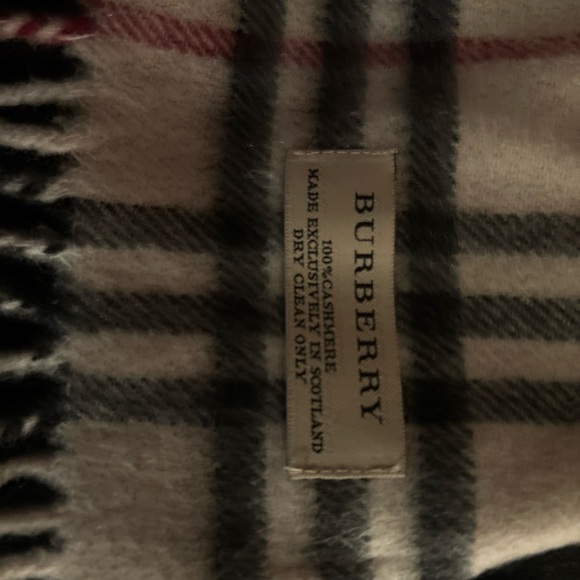 BURBERRY 100% Cashmere Vintage Check Color Stone Scarf EUC 55” Long 12” Wide - Picture 2 of 4